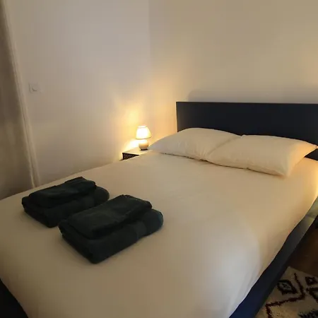 Apartament La Barroude *